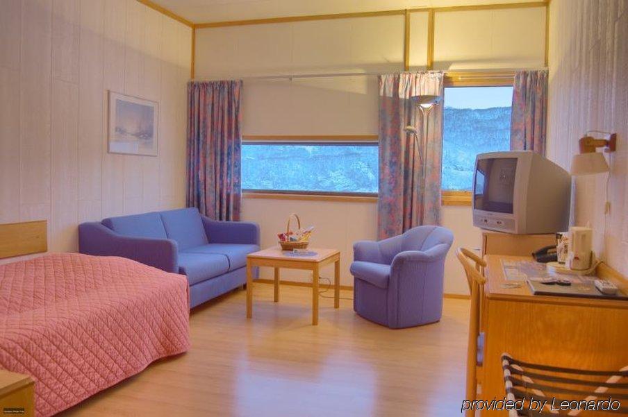 Tjeldsundbrua Hotel Skanland Camera foto