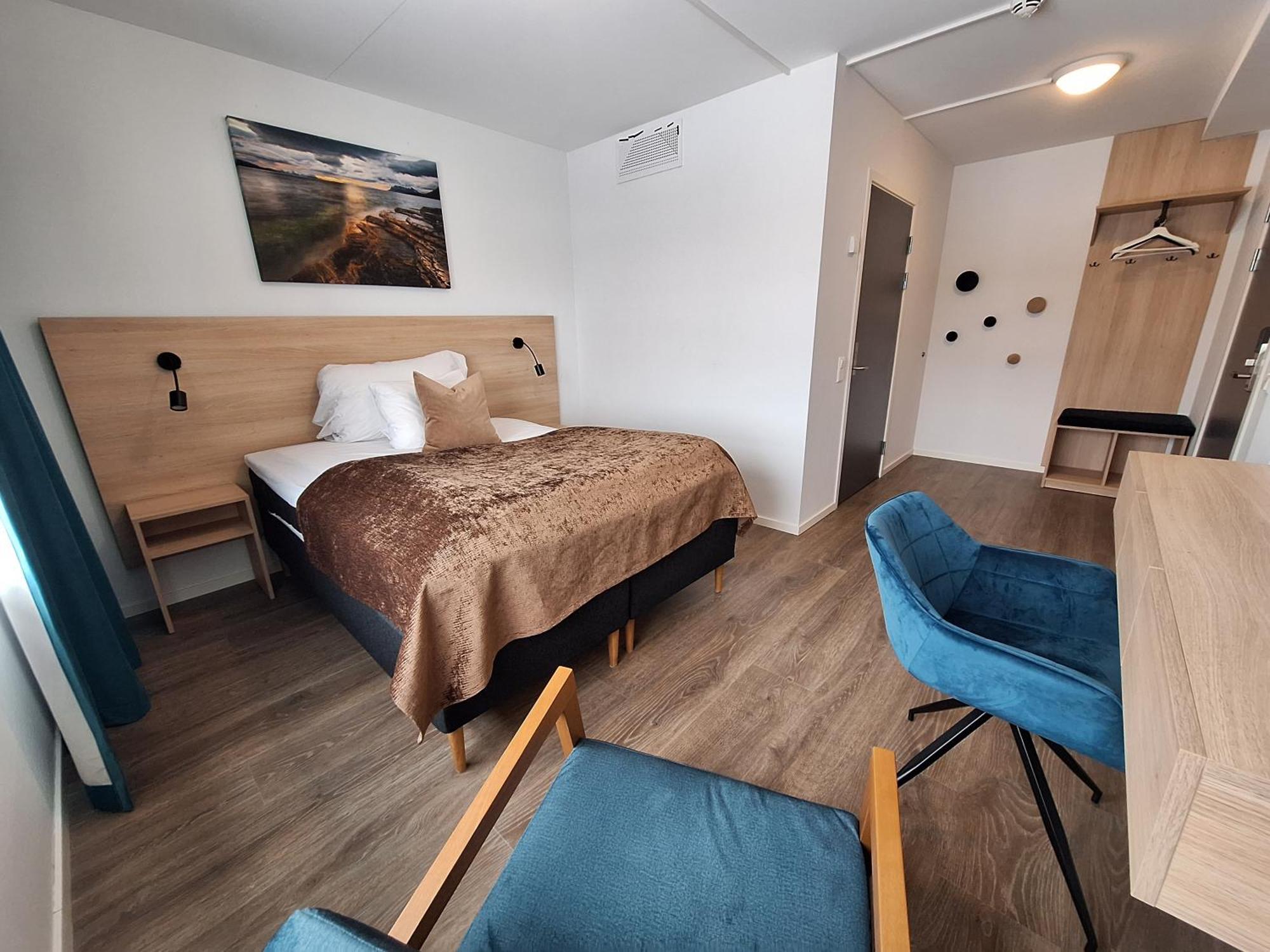 Tjeldsundbrua Hotel Skanland Esterno foto